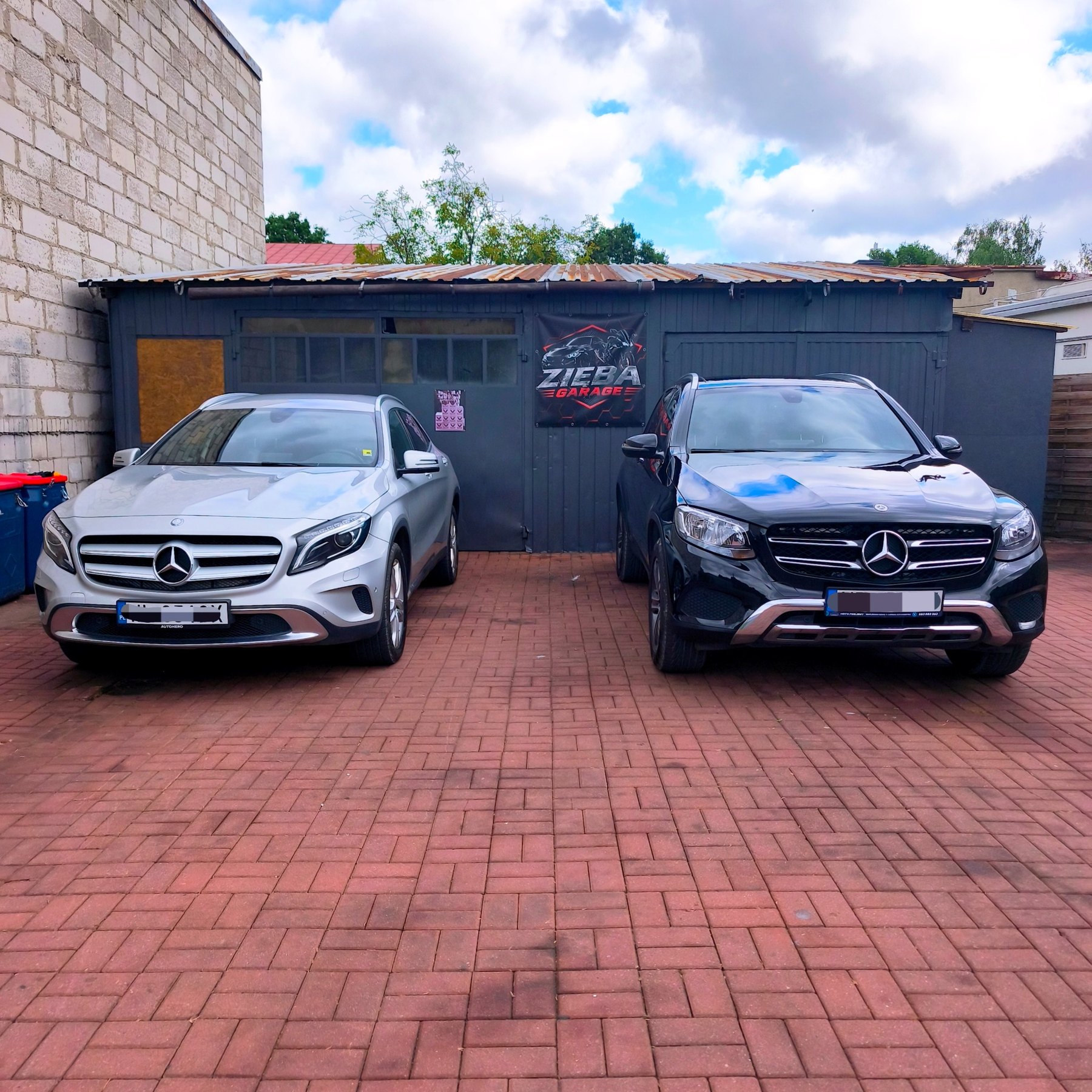 Samochody przed Zięba Garage