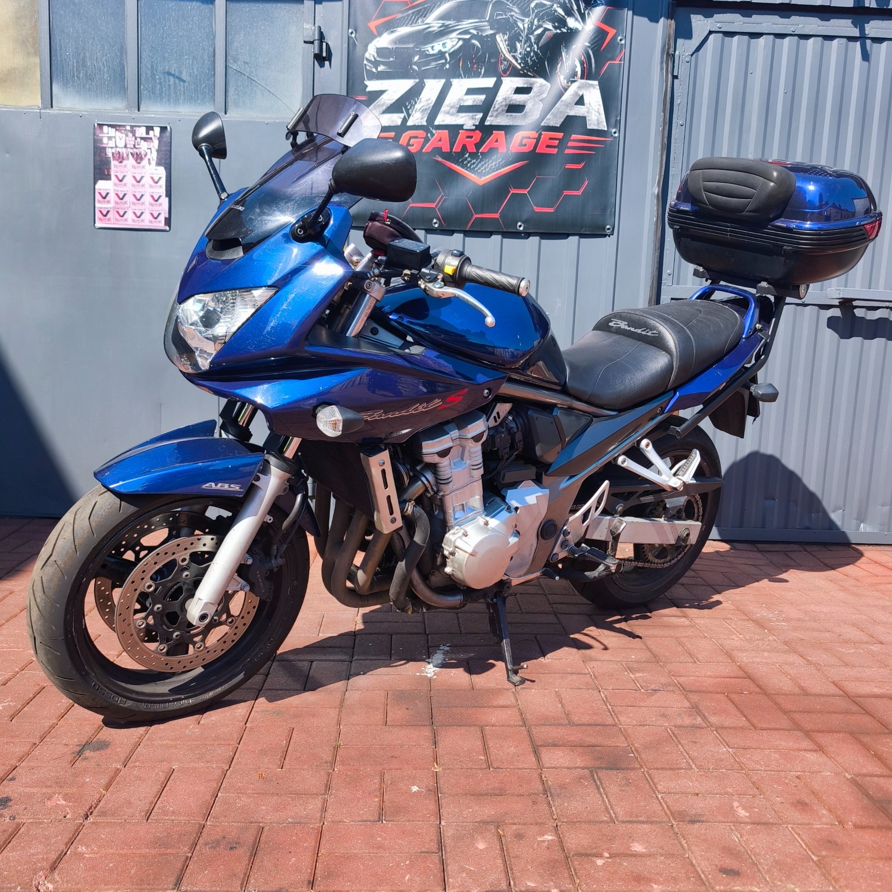 Suzuki Bandit S przed Zięba Garage