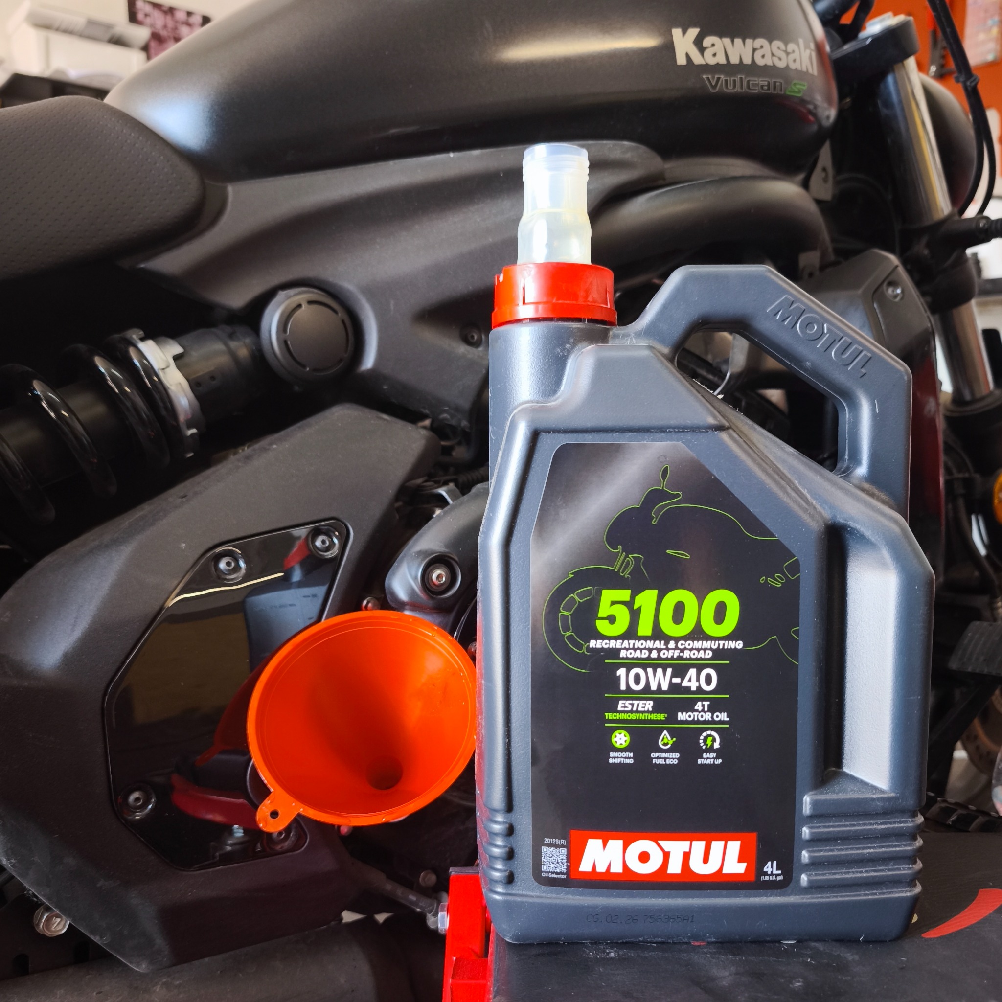 Serwis olejowy motocykla